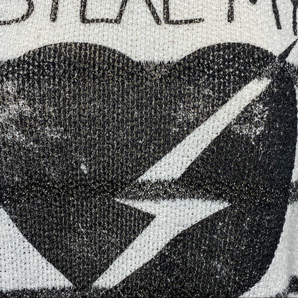 Stranded Juniors “Steal My Heart” Striped Knit Sweater L White Black Gray 3/4 - Picture 3 of 11